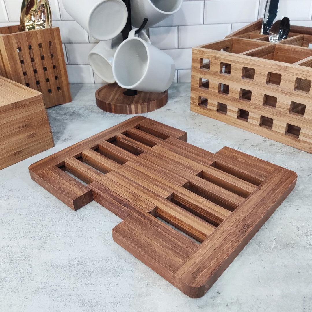 Bamboo Expandable Trivet - KITCHEN - Bench - Soko and Co