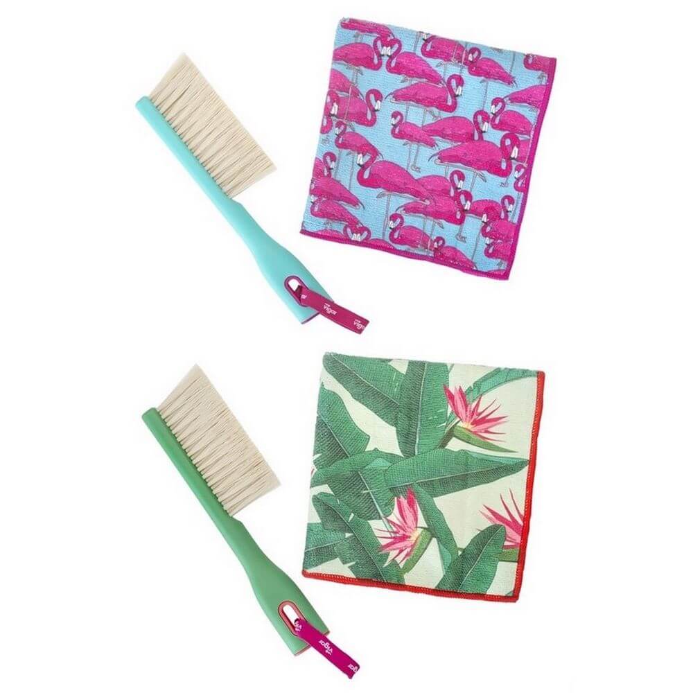 Vigar Beach Towel & Brush Set - LIFESTYLE - Picnic - Soko and Co