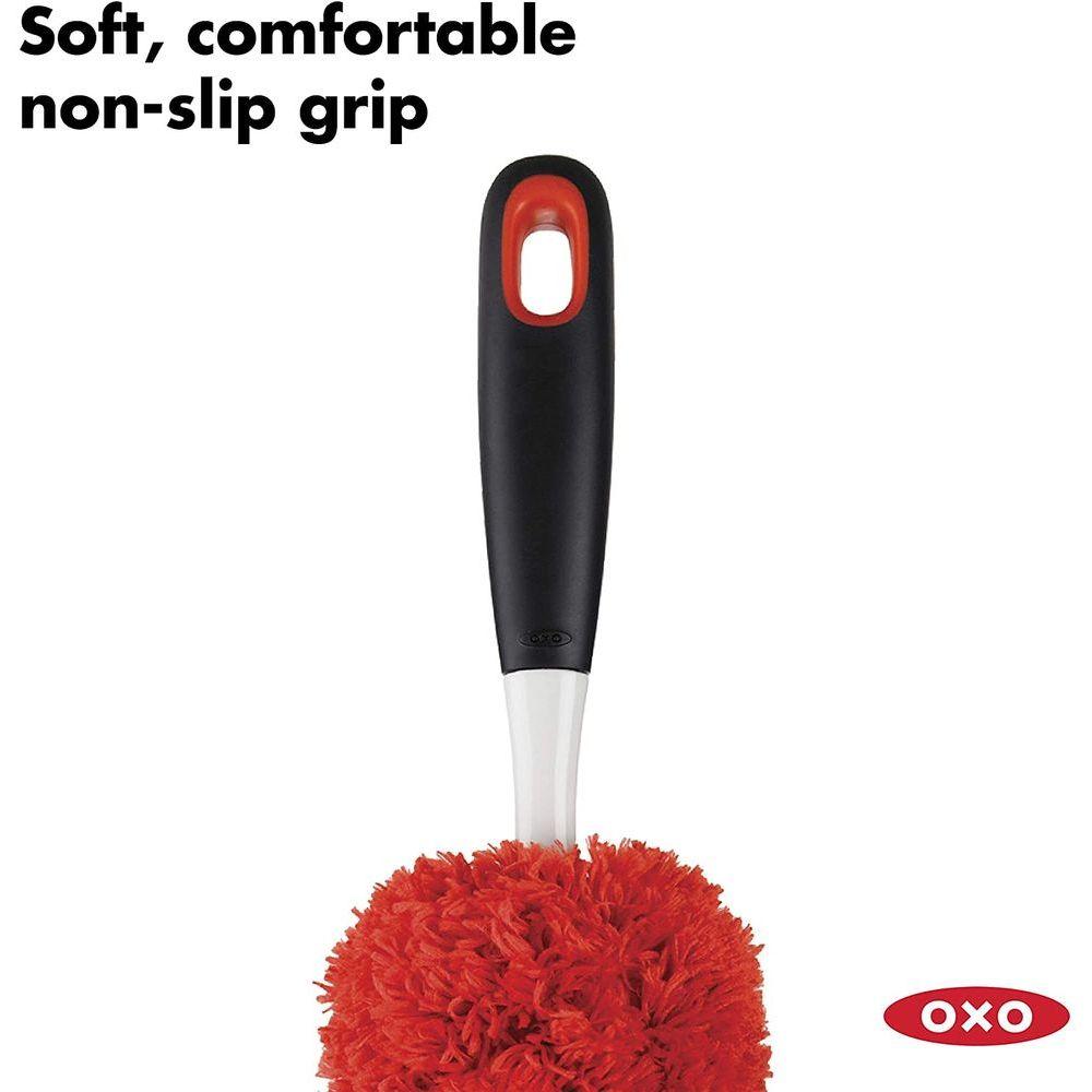 OXO Microfibre Hand Duster Red - LAUNDRY - Cleaning - Soko and Co